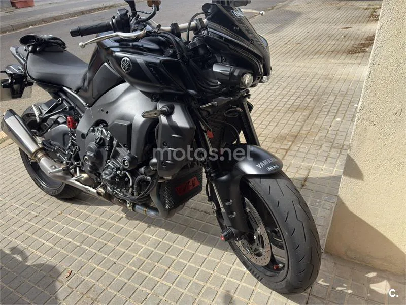 Yamaha MT-10 - Vista 9