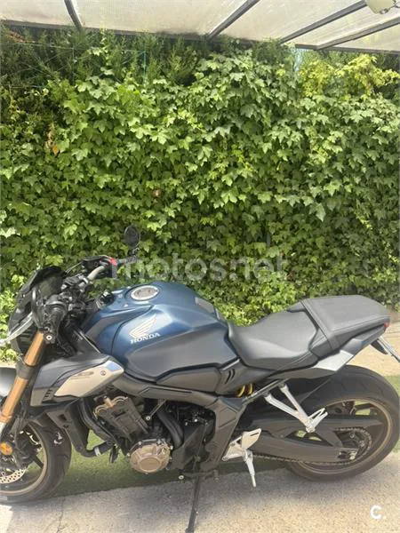 Honda CB 650 R – Vista 8