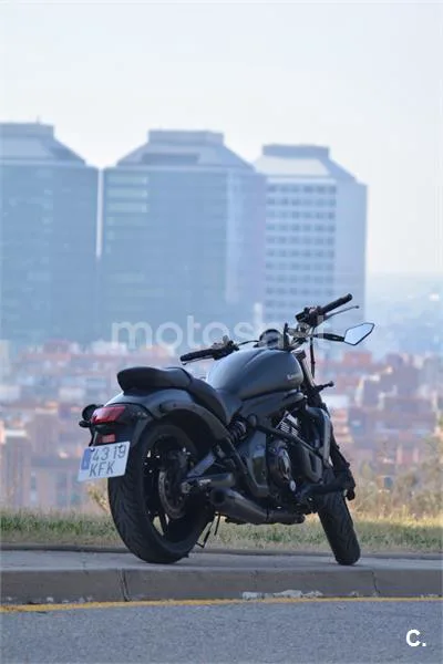 Kawasaki Vulcan S – Vista 9