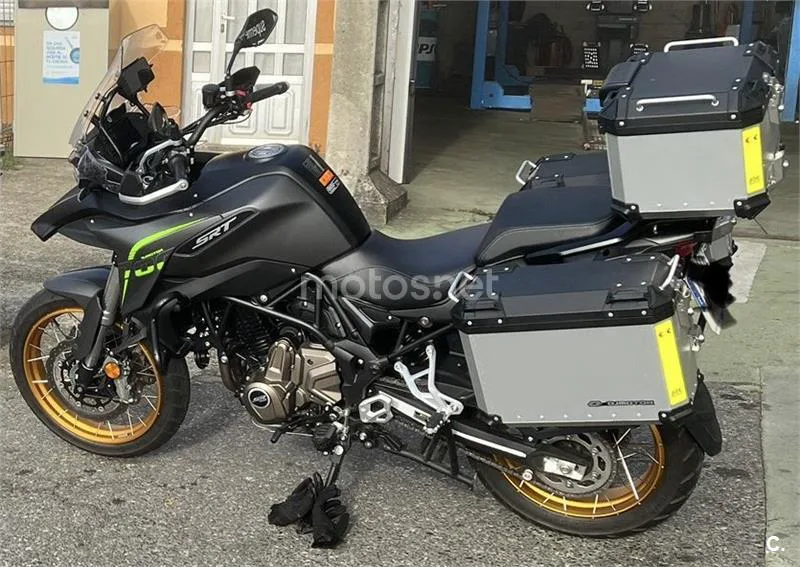 QJ Motor SRT 700 X – Vista 3