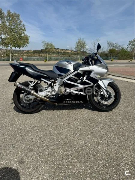Honda CBR 600 F – Vista 5