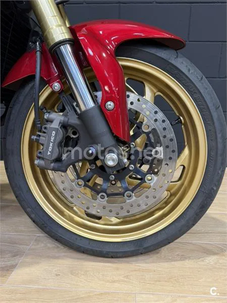 Honda CB1000R - Vista 12