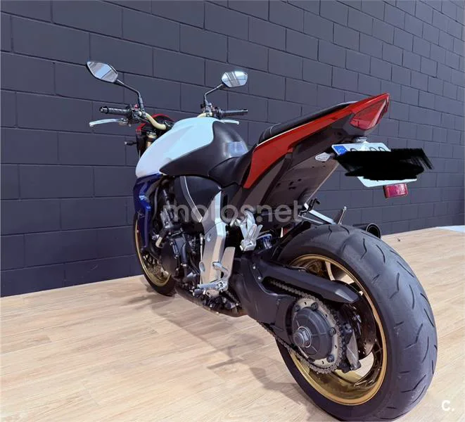 Honda CB 1000R – Vista 3