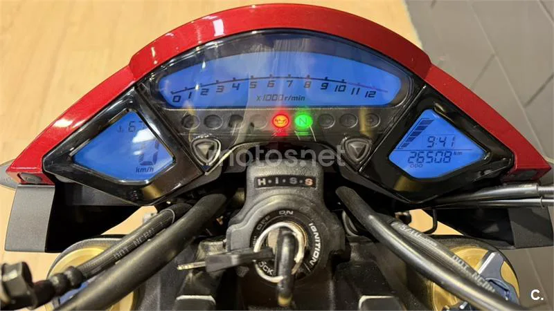 Honda CB 1000R – Vista 6