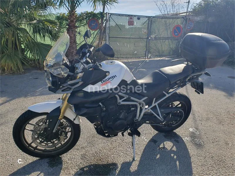 Triumph Tiger 800 – Vista 8