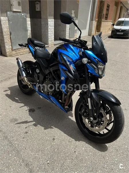 Suzuki GSX-S750 – Vista 7
