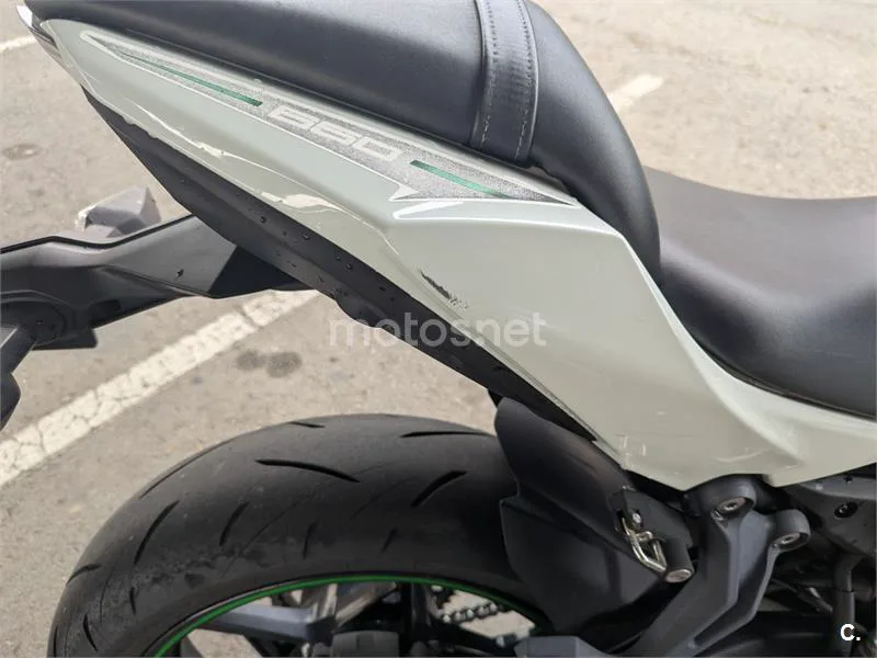 Kawasaki Ninja 650 – Vista 5