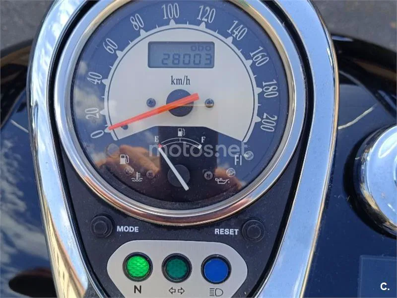 Kawasaki VN 900 Classic – Vista 6