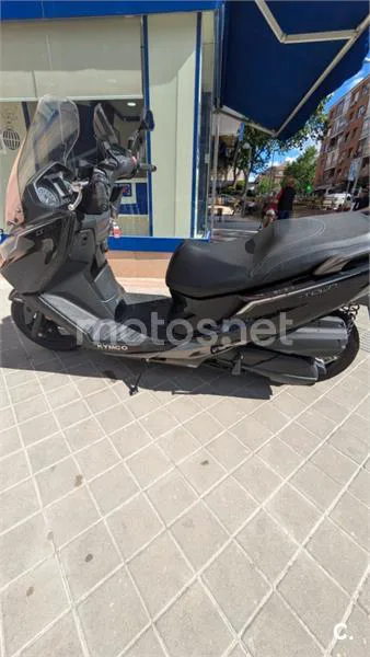 Kymco X-Town CT 300 – Vista 8