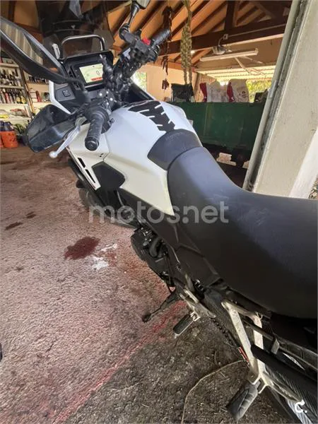 Honda NX 500 – Vista 4