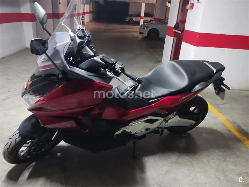 Honda Forza 750 – Vista 4