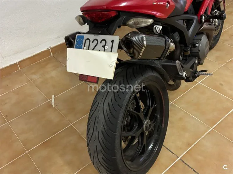 Ducati Monster 796 – Vista 6