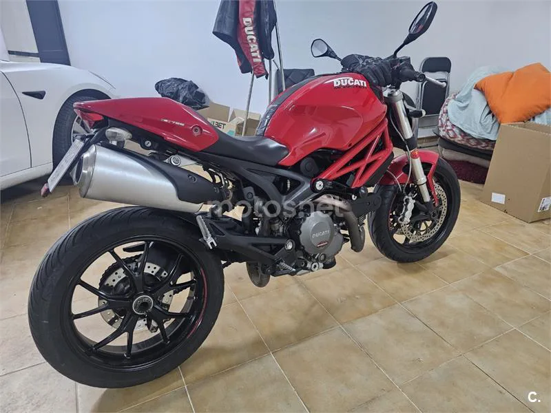 Ducati Monster 796 – Vista 7