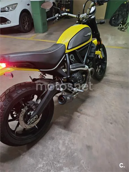 Ducati Scrambler – Vista 3