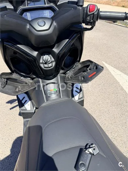 Yamaha XMAX 125 – Vista 6