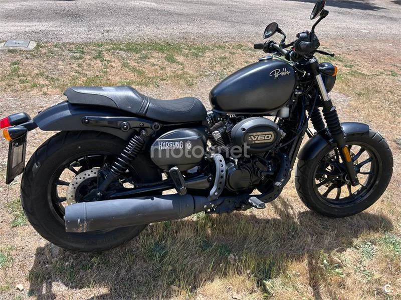 Hyosung Aquila GV 125 S – Vista 3