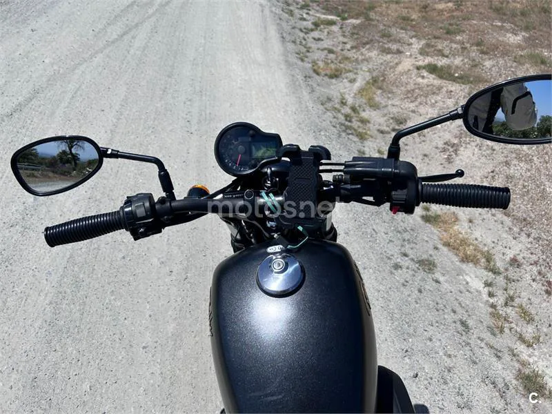 Hyosung Aquila GV 125 S – Vista 5