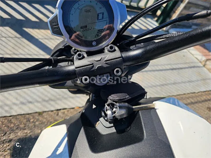 CFMOTO 300CL-X – Vista 11