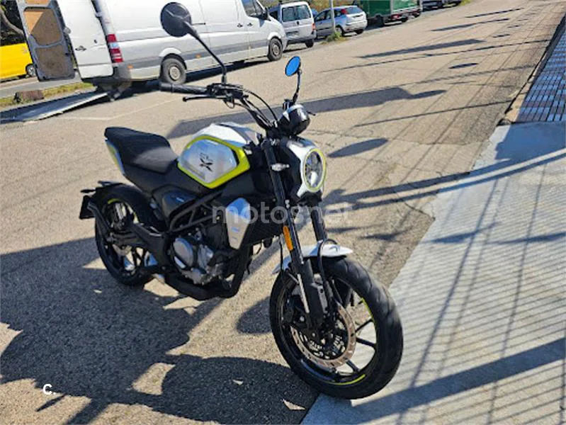 CFMOTO 300CL-X – Vista 3