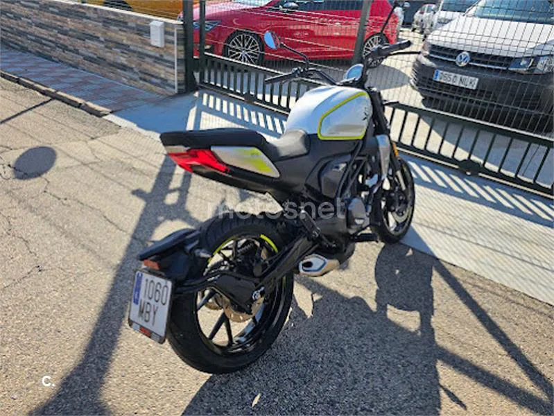 CFMOTO 300CL-X – Vista 6
