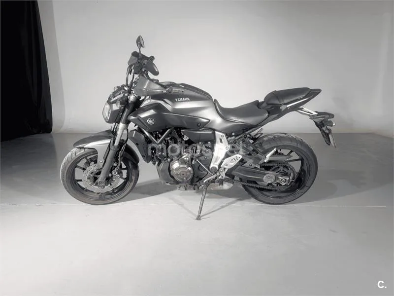 Yamaha MT-07 – Vista 3