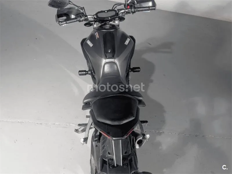 Yamaha MT-07 – Vista 5