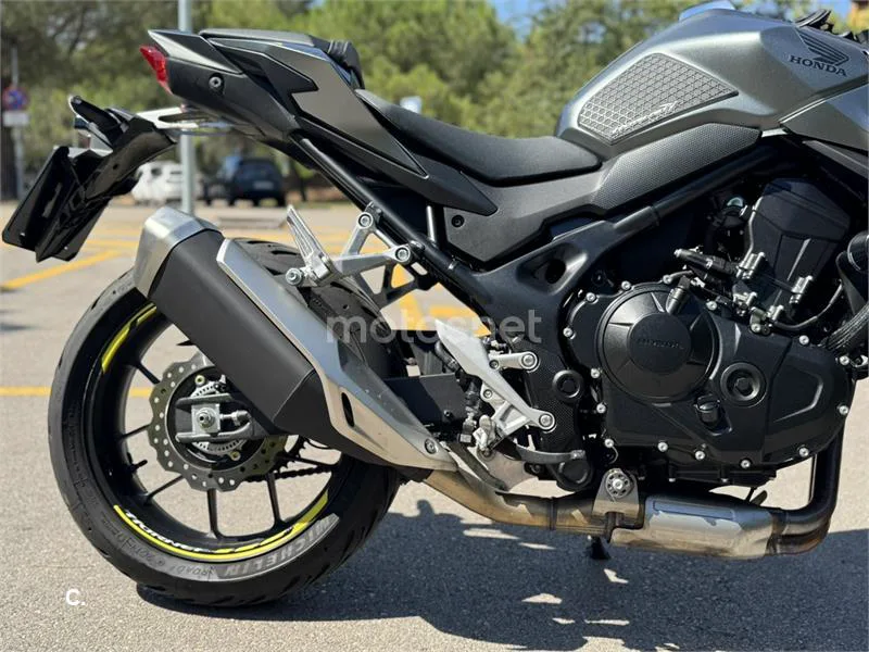 Honda CB 750 Hornet – Vista 3