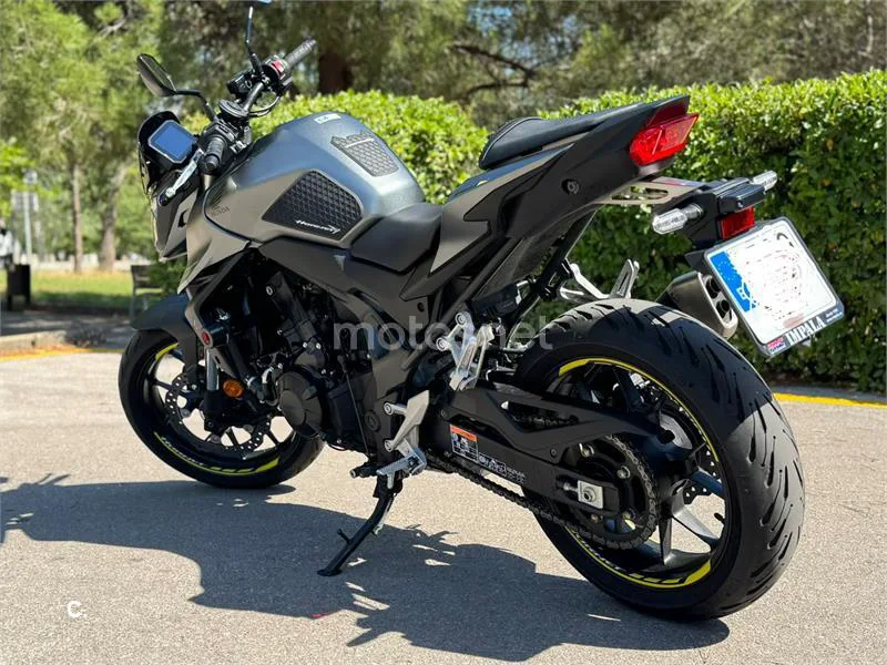 Honda CB 750 Hornet – Vista 4