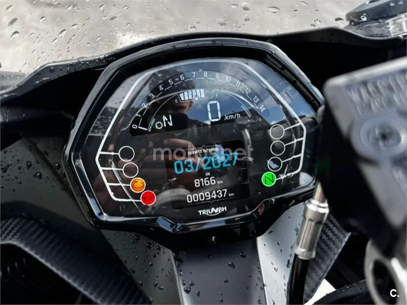 Triumph Daytona 660 - Vista 5