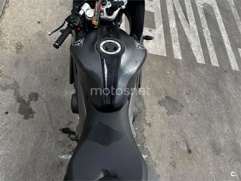 Triumph Daytona 660 - Vista 6