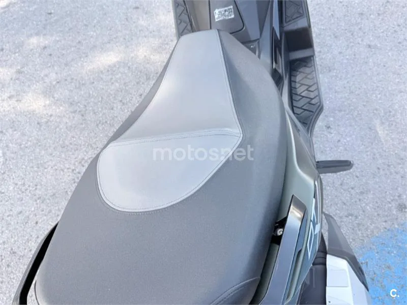 Kymco DTX 350 – Vista 9