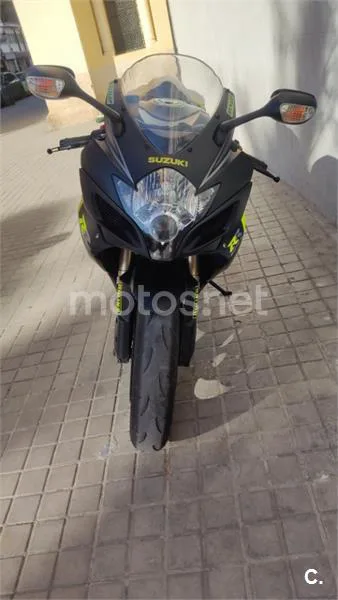 Suzuki GSX-R600 - Vista 3