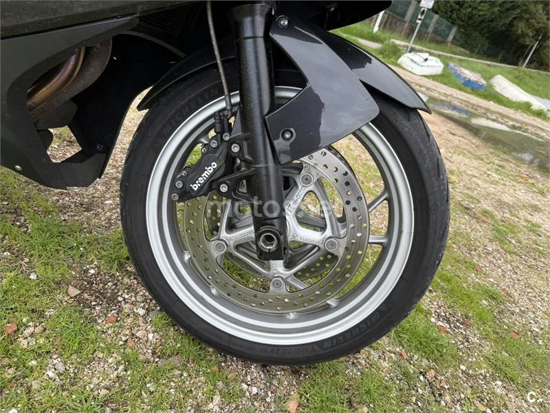 BMW F 800 GT - Vista 4