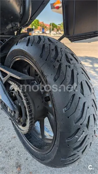 Yamaha MT-09 Tracer - Vista 8