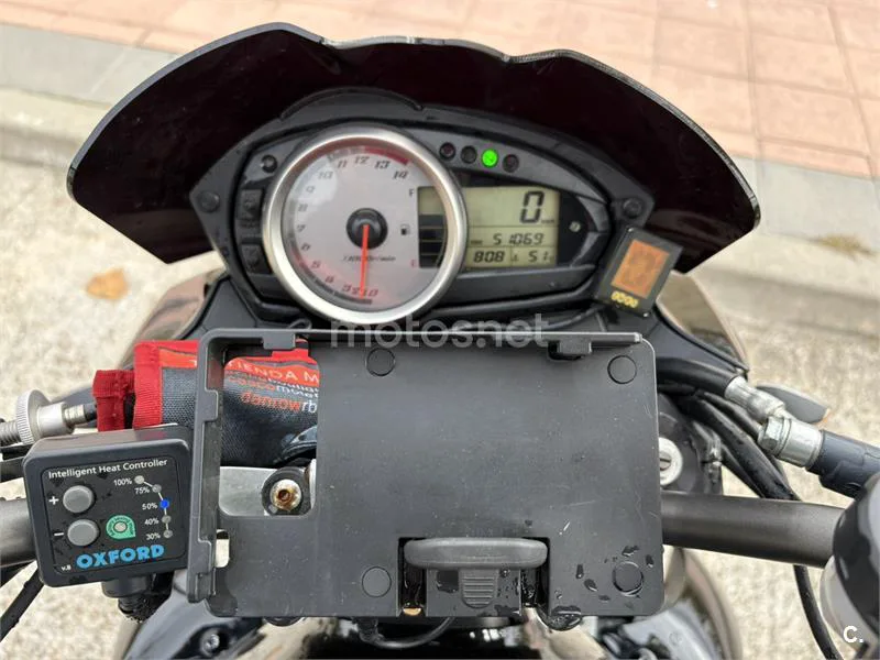 Kawasaki Z750 – Vista 5