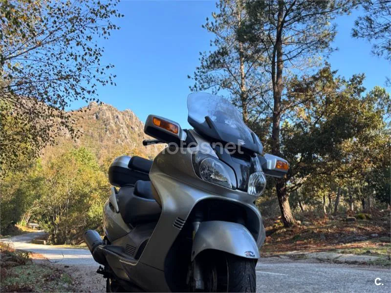Suzuki Burgman 650 1900 € 2003 Pontevedra - 1