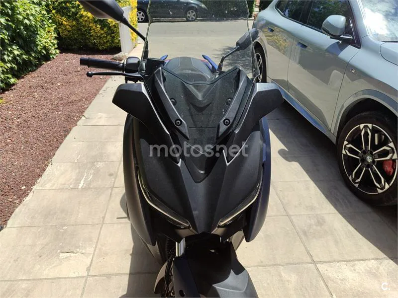 Yamaha XMAX 300 – Vista 4