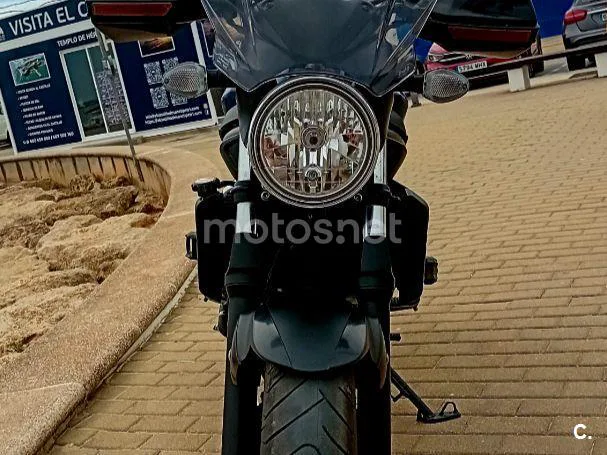 Suzuki SV 650 – Vista 6