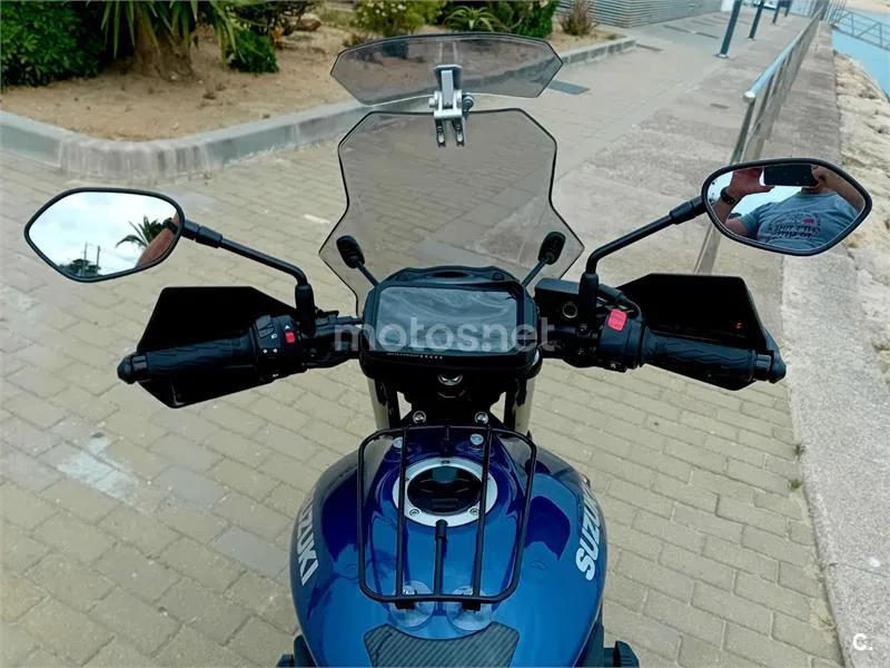 Suzuki SV 650 – Vista 8