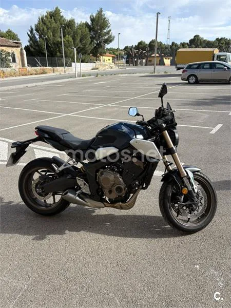 Honda CB 650 R – Vista 3