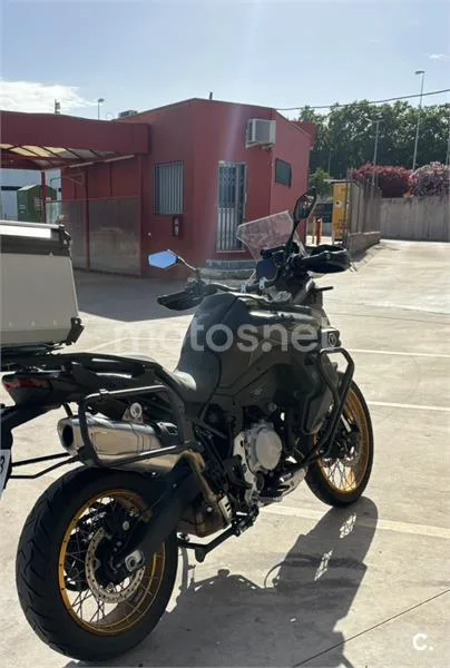 Voge 900 DSX – Vista 3
