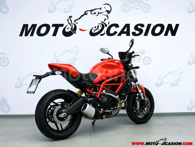 Ducati Monster 797 – Vista 3