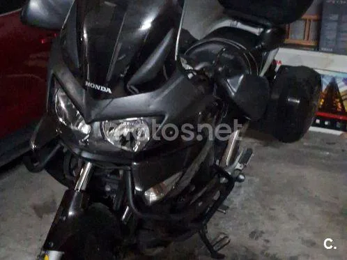 Honda XL 1000 V Varadero – Vista 7
