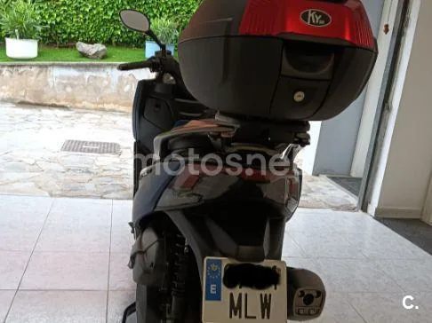 Kymco X-Town CT 125 – Vista 4