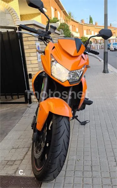 Kawasaki Z750 – Vista 3