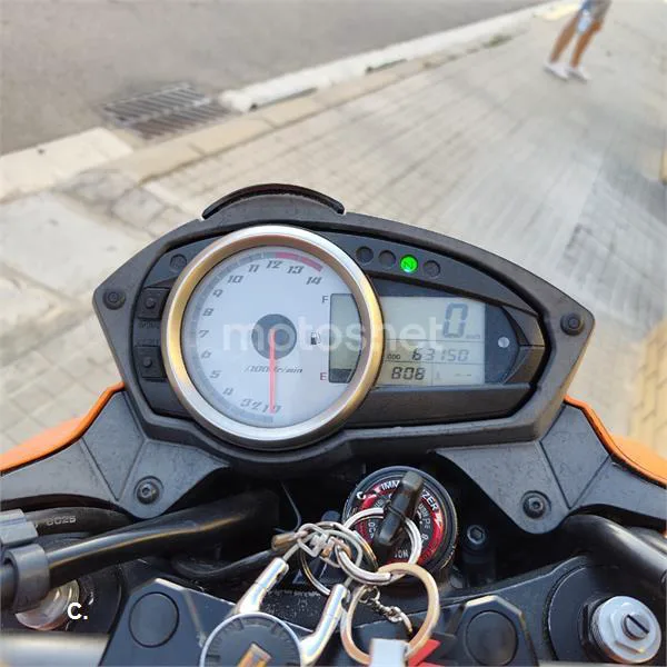 Kawasaki Z750 – Vista 6