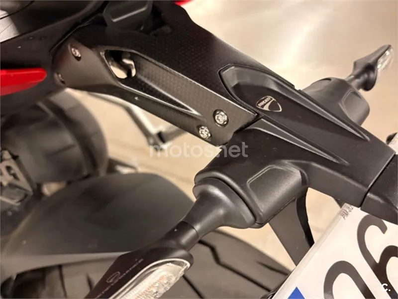Ducati Streetfighter V4 – Vista 6