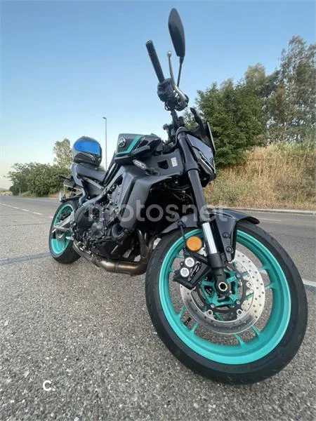 Yamaha MT-09 – Vista 3