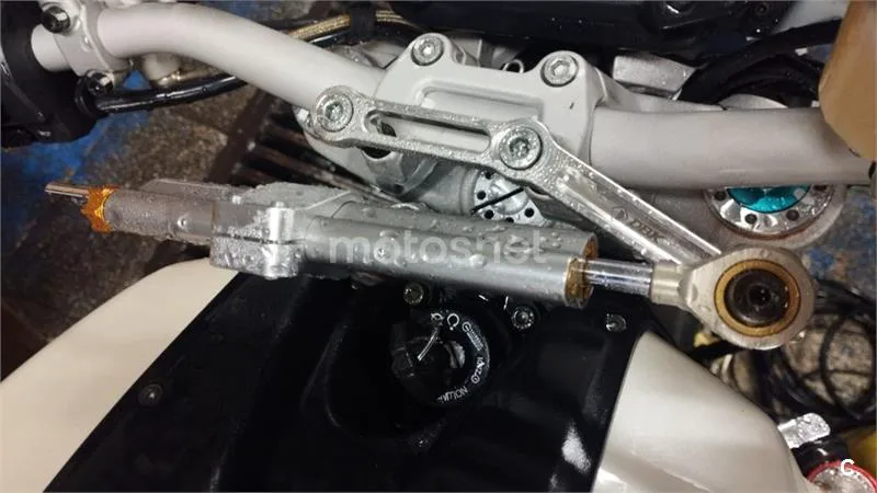 Ducati MONSTER 1100 – Vista 10
