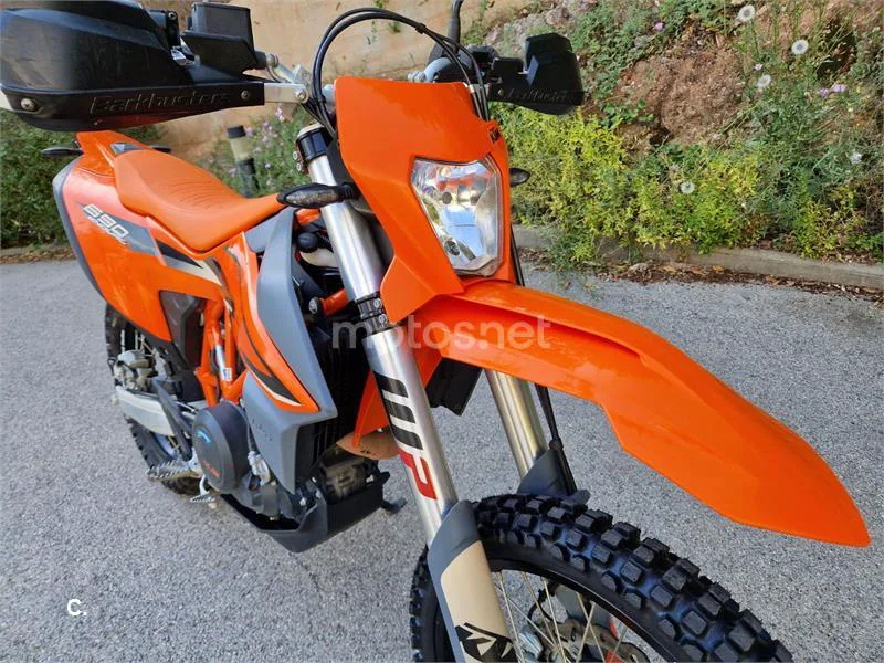 KTM 690 Enduro R – Vista 9